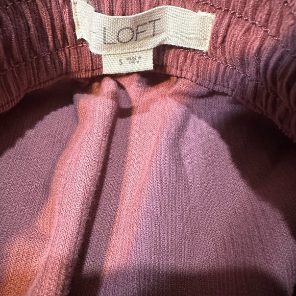 💕LOFT A-Line Corduroy Skirt in Winr Red Size Small - Picture 3 of 4